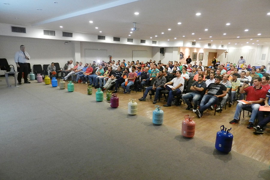 Chemours promove palestras técnicas sobre fluidos frigoríficos no RJ