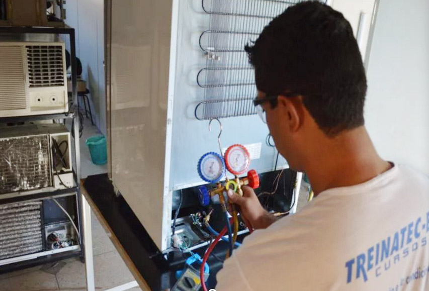 Curso Profissionalizante de Refrigeração e Ar Condicionado - Treinatec-BH