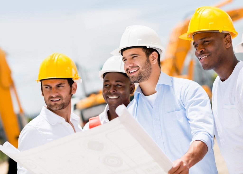 Engenheiros em obra | Foto: Shutterstock
