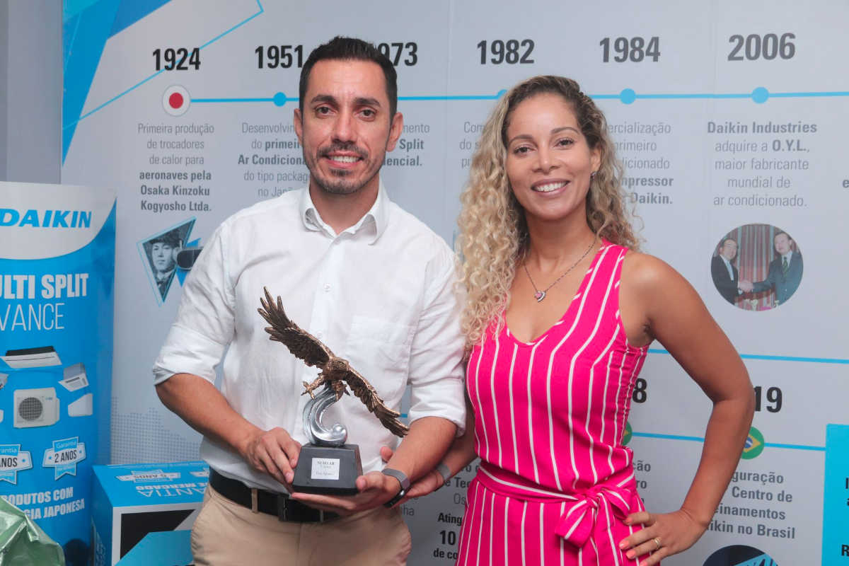 Diego e Fabiana Camargos, casal fundador da instaladora de ar condicionado paulistana NexoAr | Foto: Nando Costa/Pauta Fotográfica