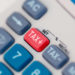 Detalhe de um teclado de calculadora automática | Foto: Shutterstock