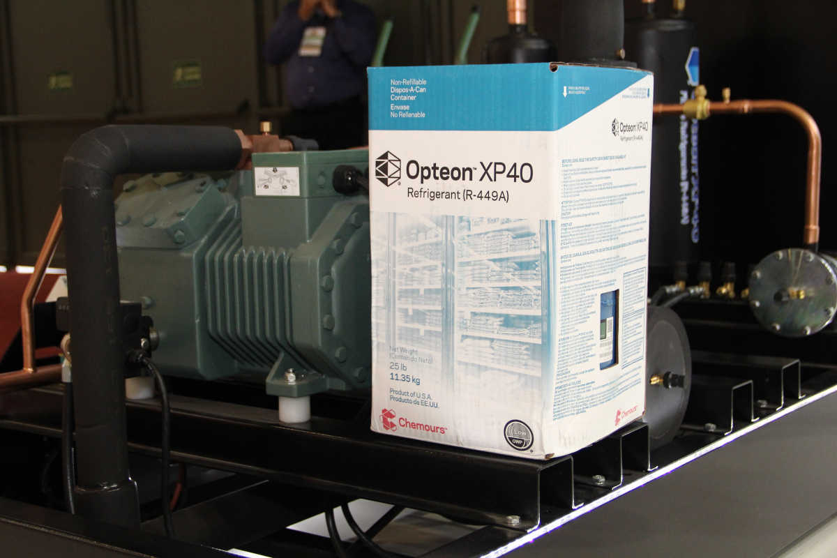 Fluido refrigerante à base de HFO Opteon XP40 | Foto: Nando Costa/Pauta Fotográfica