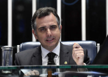 Senador Rodrigo Pacheco no plenário do Senado Federal durante sessão deliberativa ordinária semipresencial destinada à deliberação de medidas provisórias em 3 de agosto de 2022 | Foto: Roque Sá/Agência Senado
