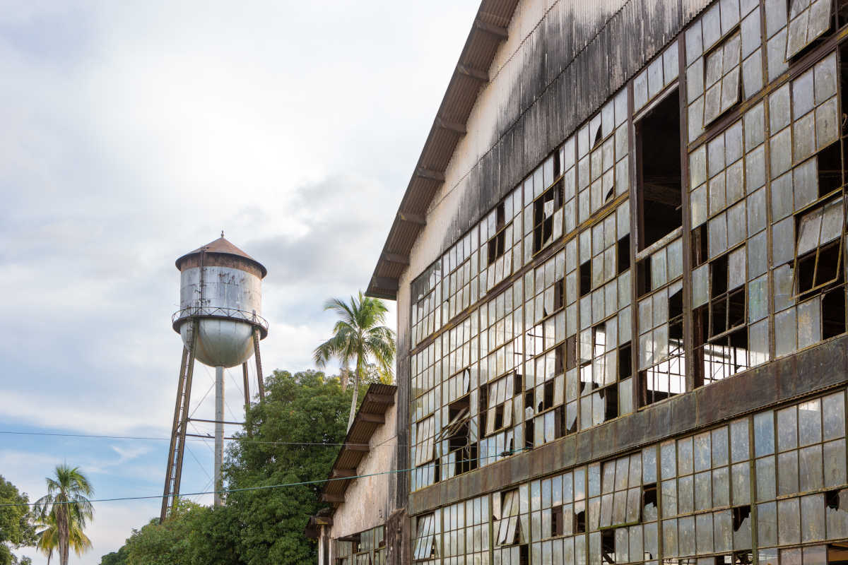 Escola de ar automotivo desbrava história industrial do Brasil