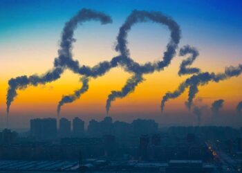 Vista de paisagem industrial em cidade