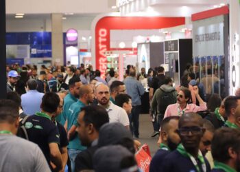 Corredor lotado de visitantes na Febrava 2019 | Foto: Nando Costa/Pauta Fotográfica