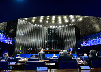 Senadores aprovam incentivo à redução de gases do efeito estufa