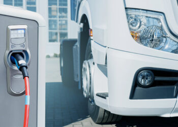 Carretas e VUCs já rodam na América Latina com refrigeração elétrica no baú