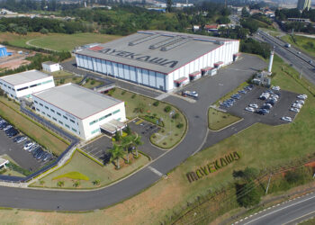 Mais um nome global do setor completa 100 anos