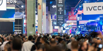 Pesos-pesados do transporte frigorífico mostraram toda a sua força na Fenatran