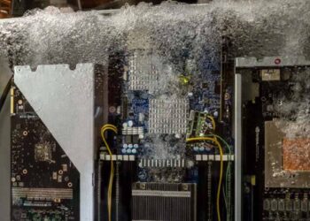 Fluido Opteon, da Chemours, aprovado em resfriamento líquido para data centers